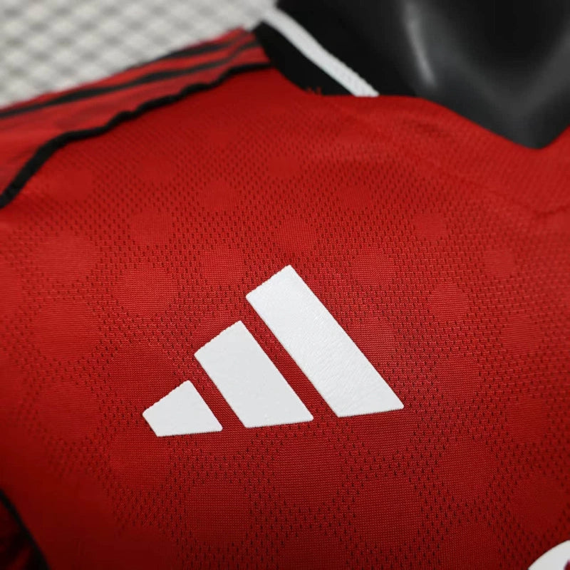 MANCHESTER UNITED 2025/2026 HOME KIT PLAYER VERSION