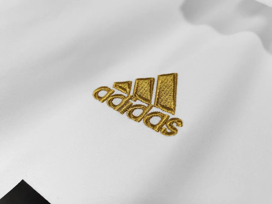 REAL MADRID HOME RETRO KIT 2011/12