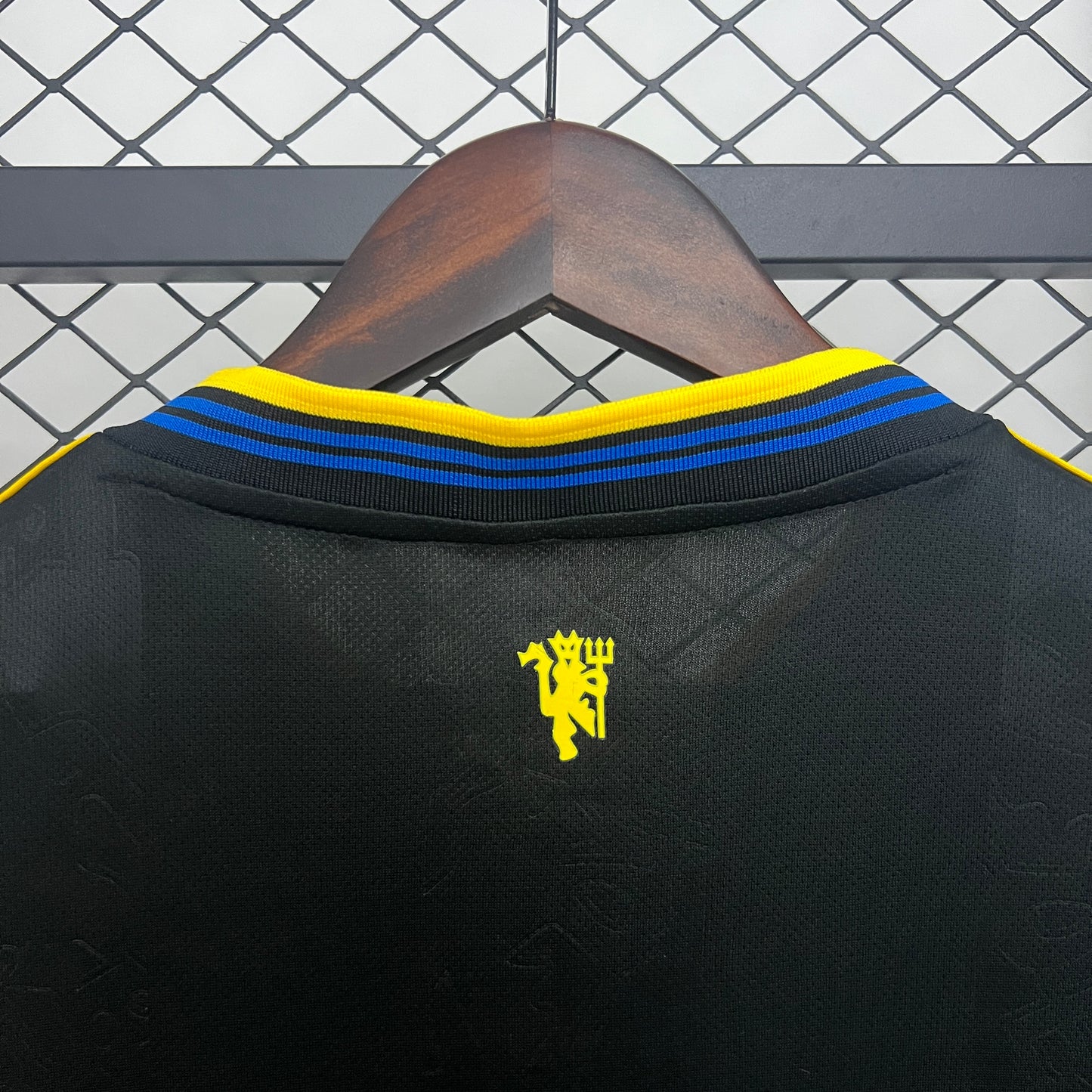 MANCHESTER UNITED THIRD KIT 25/26 FAN VERSION