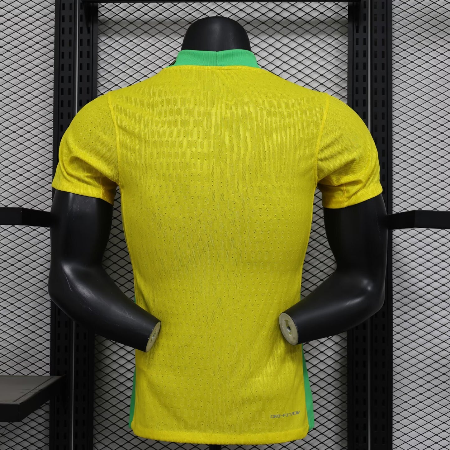 BRAZIL HOME KIT 2025/25 PLAYER VERSION