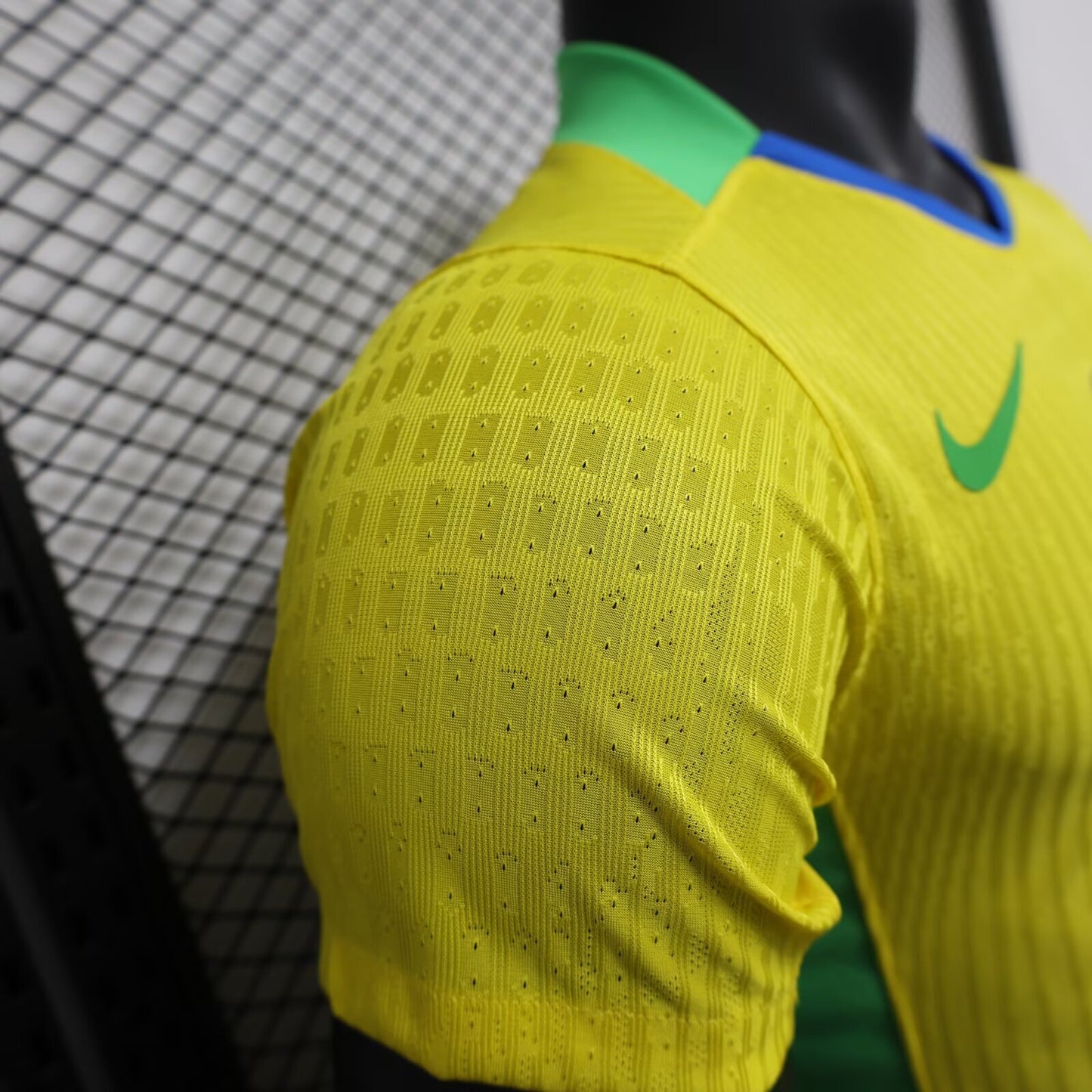 BRAZIL HOME KIT 2025/25 PLAYER VERSION