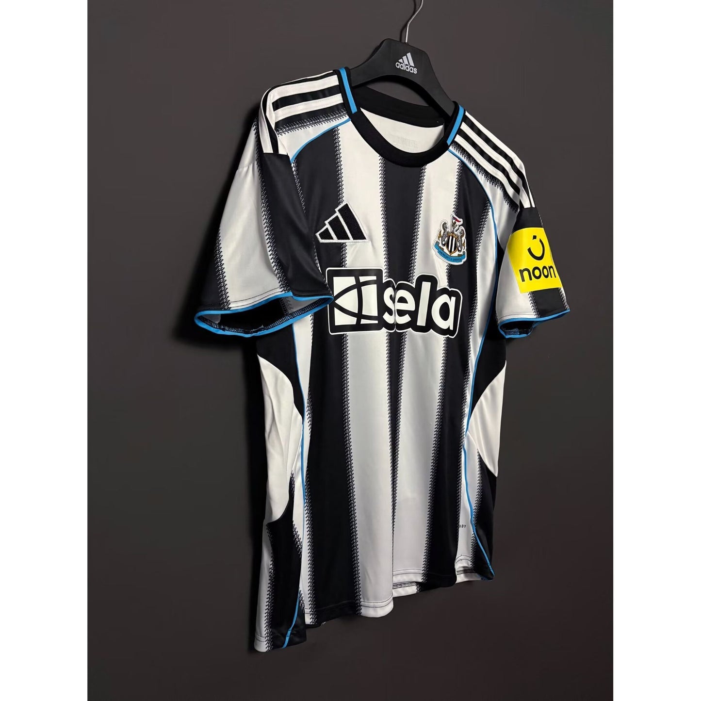 NEWCASTLE HOME KIT 25/26 FAN VERSION