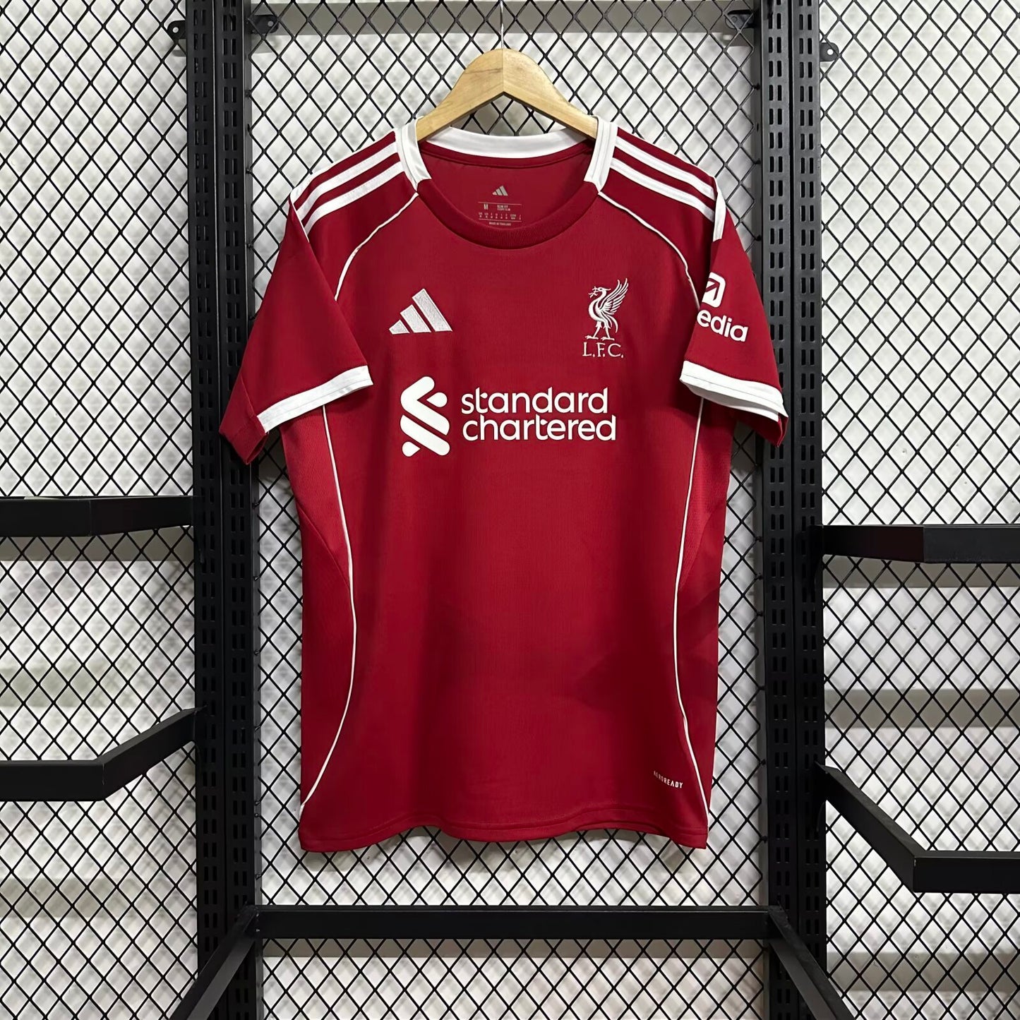 LIVERPOOL HOME KIT 25/26 FAN VERSION