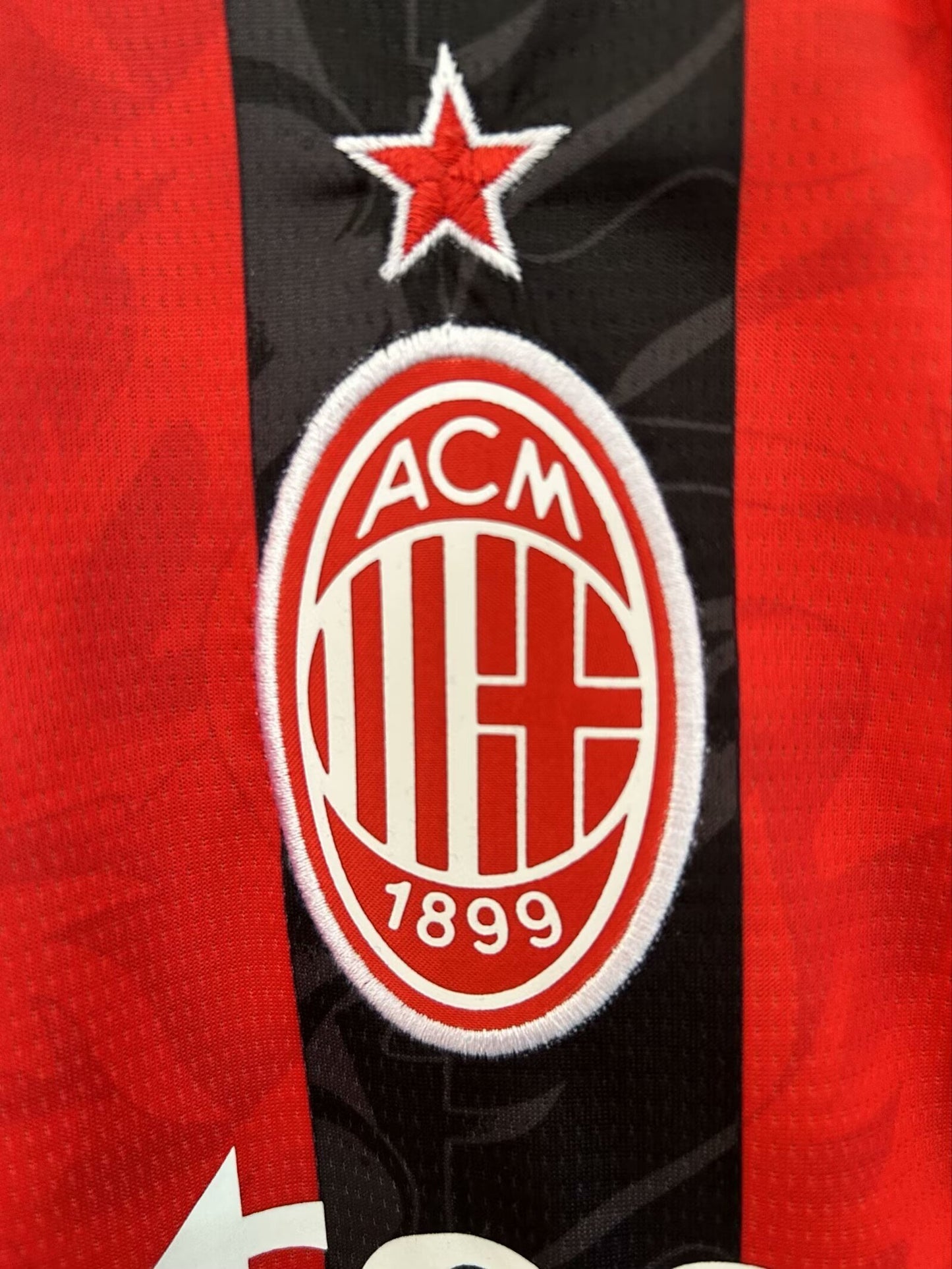 AC MILAN HOME KIT 25/26 FAN VERSION