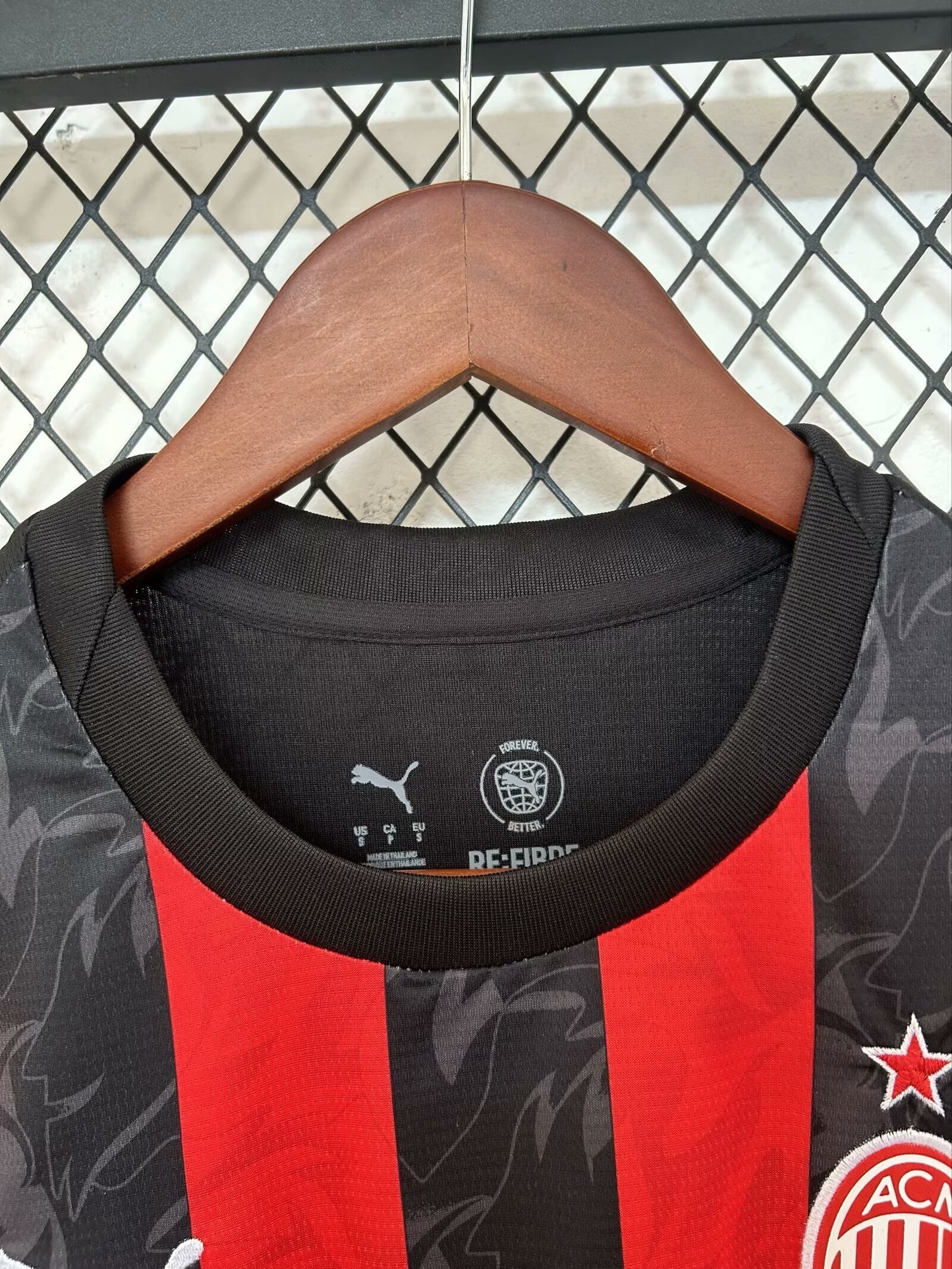 AC MILAN HOME KIT 25/26 FAN VERSION