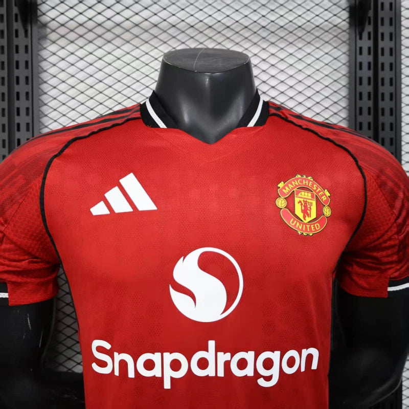 MANCHESTER UNITED 2025/2026 HOME KIT PLAYER VERSION
