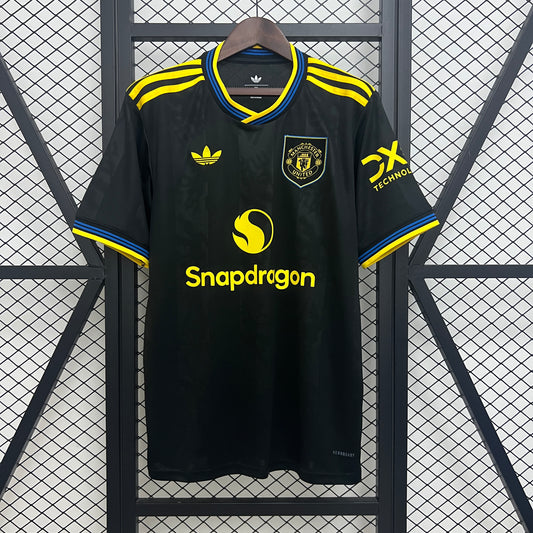MANCHESTER UNITED THIRD KIT 25/26 FAN VERSION