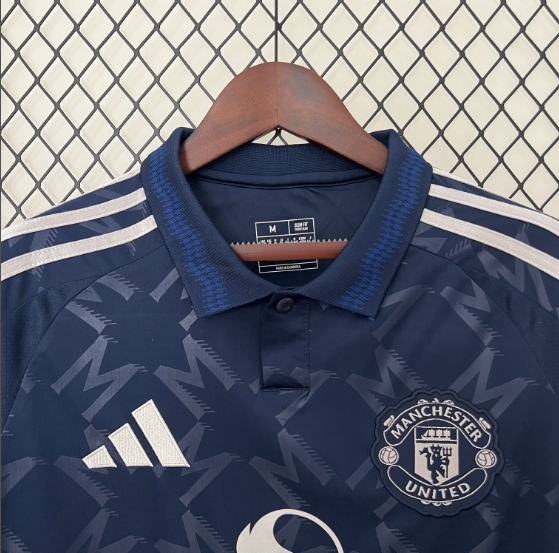 MANCHESTER UNITED AWAY KIT 24/25 FAN VERSION