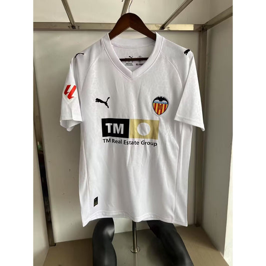 VALENCIA HOME PUMA KIT 2025/2026
