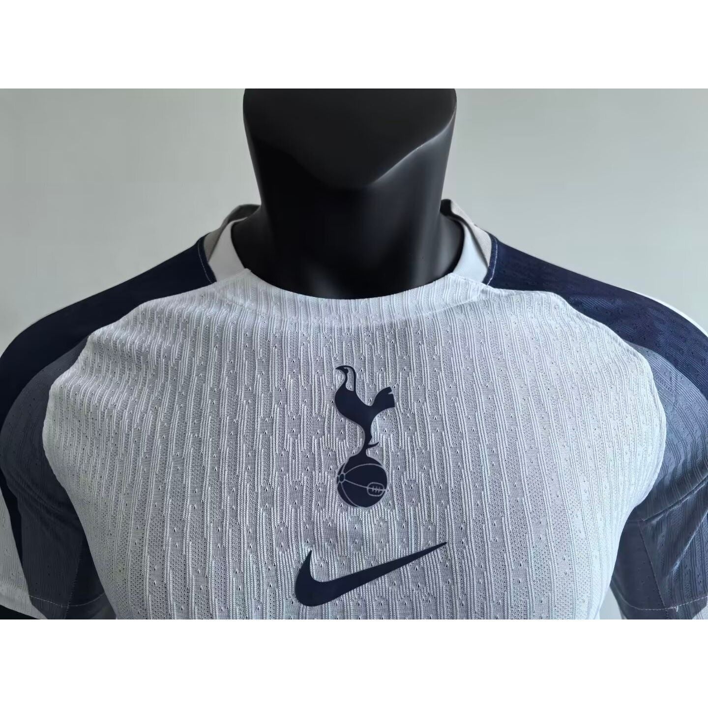 TOTTENHAM HOME NIKE KIT 25/26 PLAYER VERSION