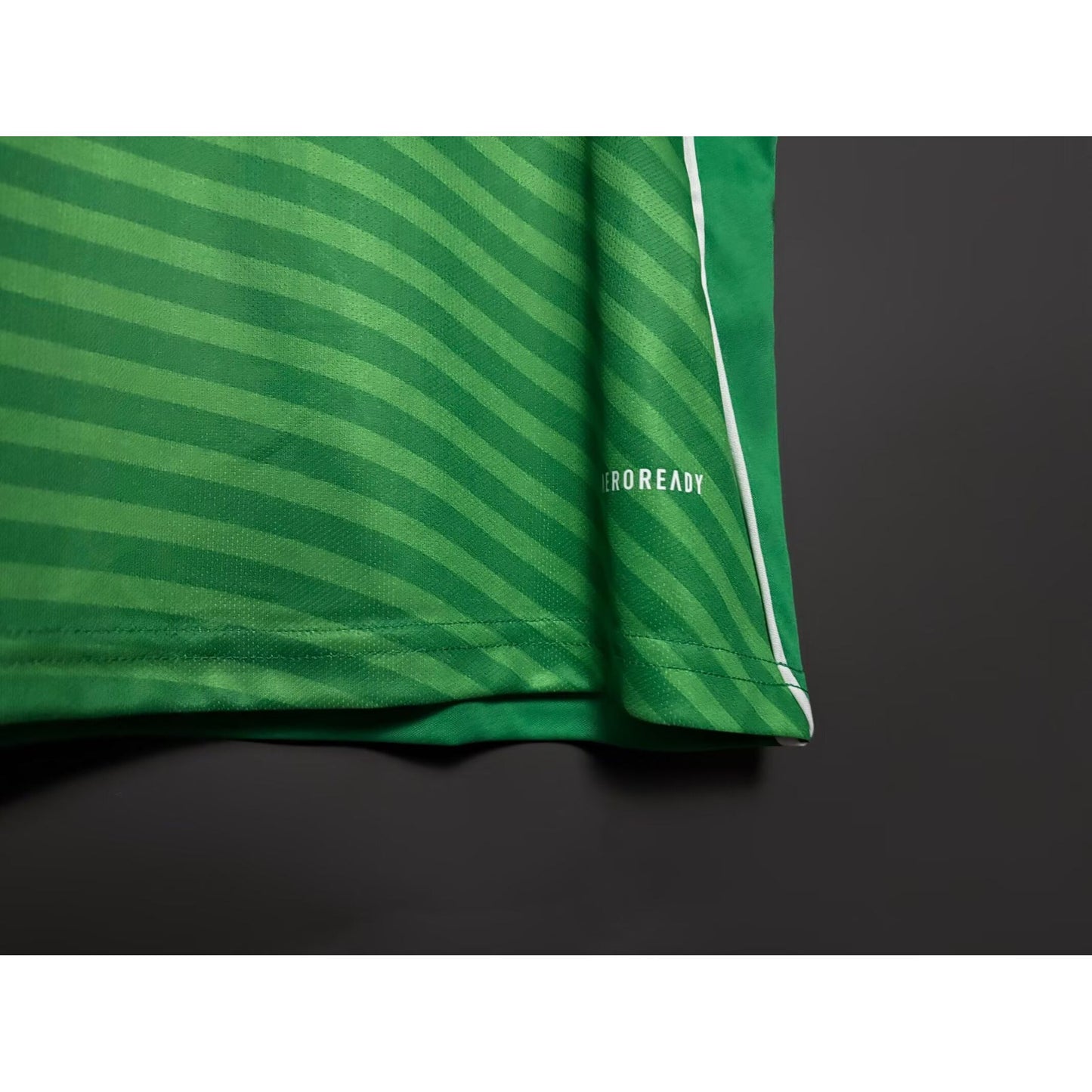 NEWCASTLE THIRD KIT 25/26 FAN VERSION