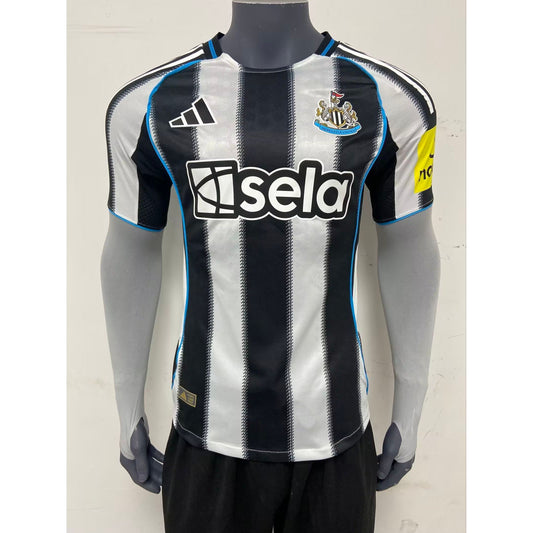 NEWCASTLE HOME KIT 25/26 PLAYER VERSION