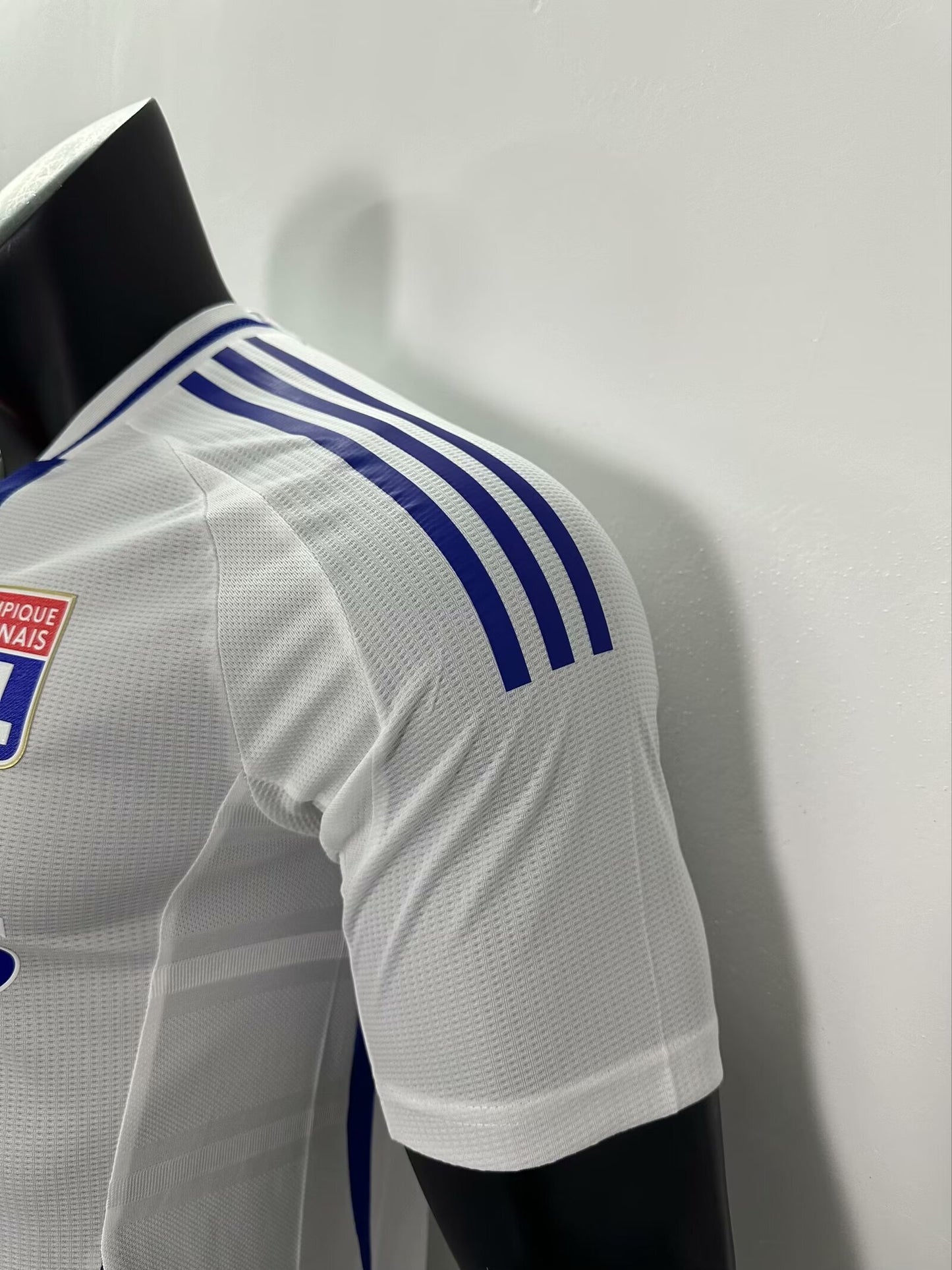 LYON HOME KIT 24/25 PLAYER VERSION
