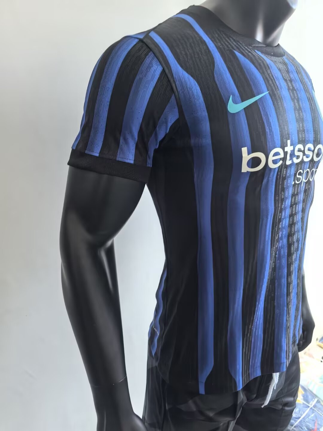 INTER MILAN HOME KIT 2025/26 PLAYER VERSION