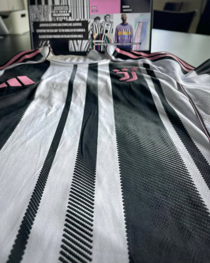 JUVENTUS HOME KIT 25/26 PLAYER VERSION