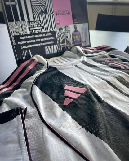 JUVENTUS HOME KIT 25/26 PLAYER VERSION